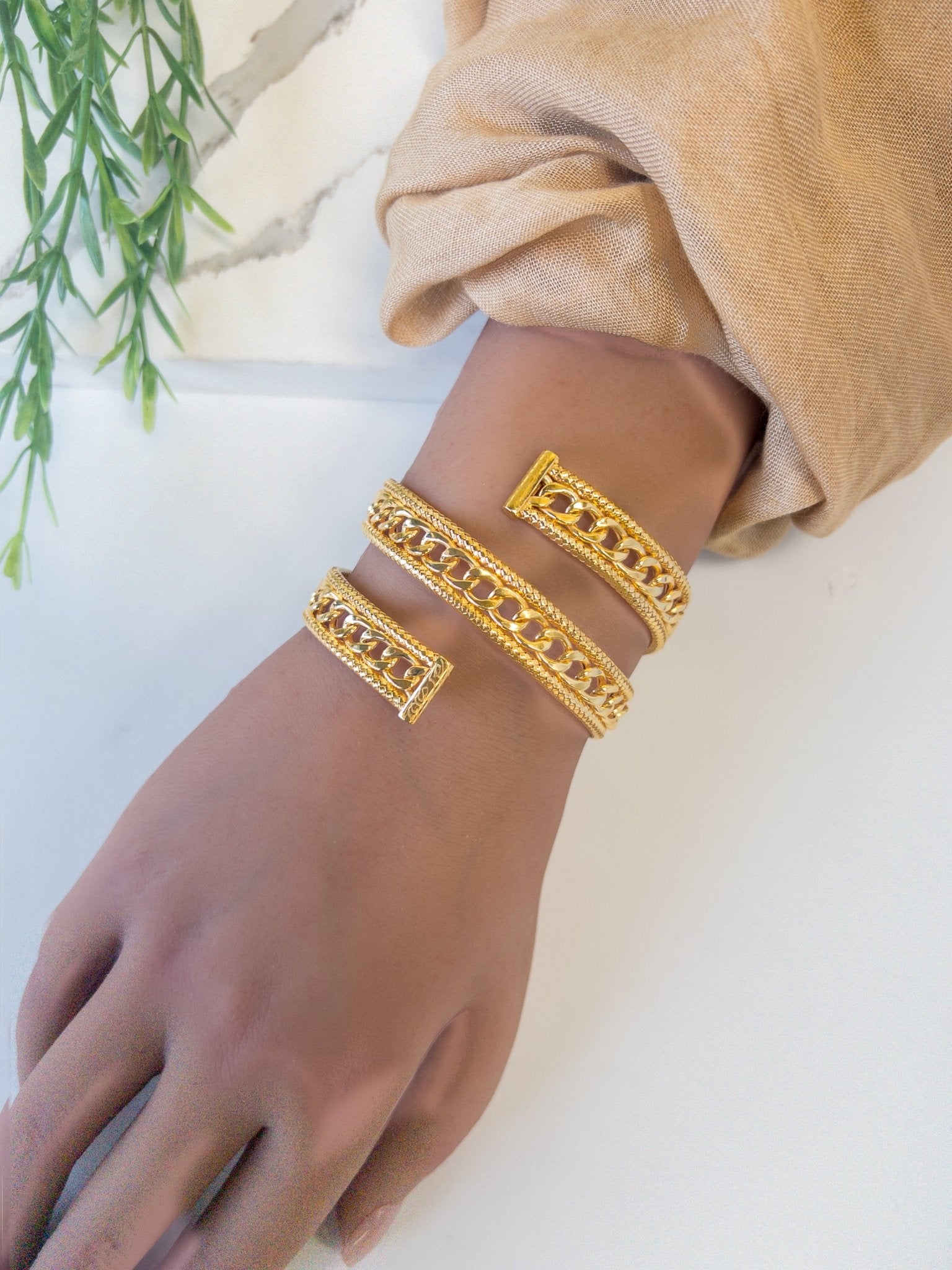 21k Bracelet Gold - Cleopatra Jewelers