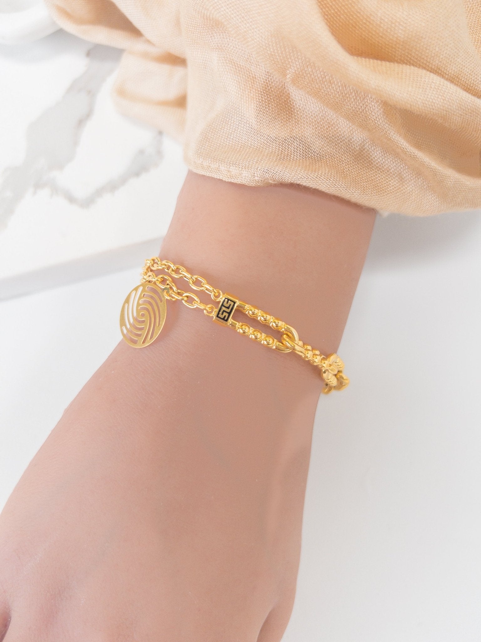 21k Gold Bracelets - Cleopatra Jewelers
