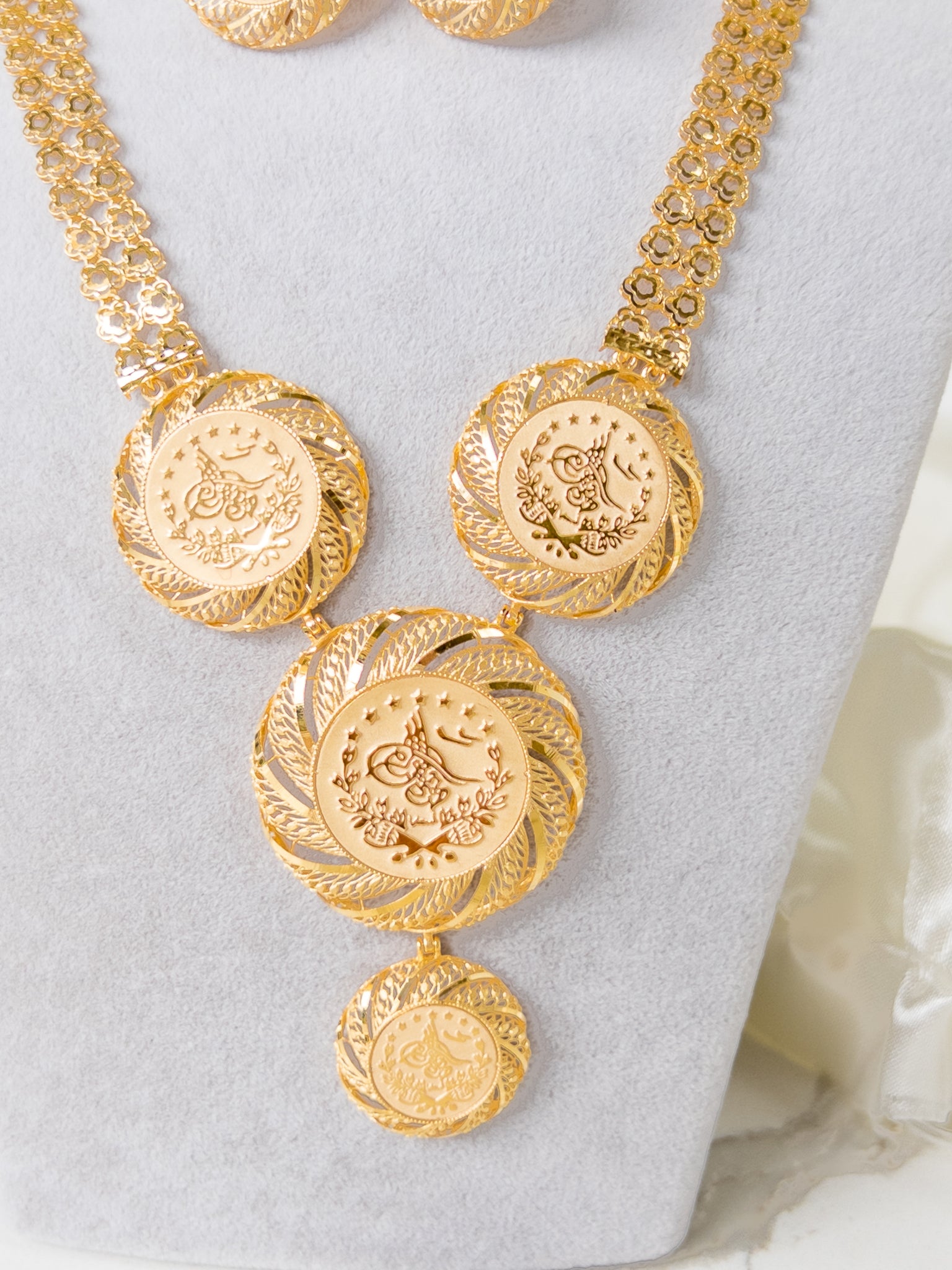 Light Gold Set Yellow Gold Sets#N##N#– Cleopatra Jewelers