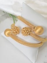 21k Gold Bangle - Cleopatra Jewelers