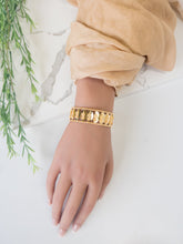 21k Gold Bangle - Cleopatra Jewelers