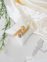 21k Gold Bangle - Cleopatra Jewelers