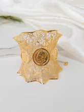 21k Gold Bangle - Cleopatra Jewelers