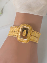 21k Gold Bangle - Cleopatra Jewelers
