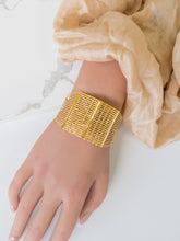 21k Gold Bangle - Cleopatra Jewelers