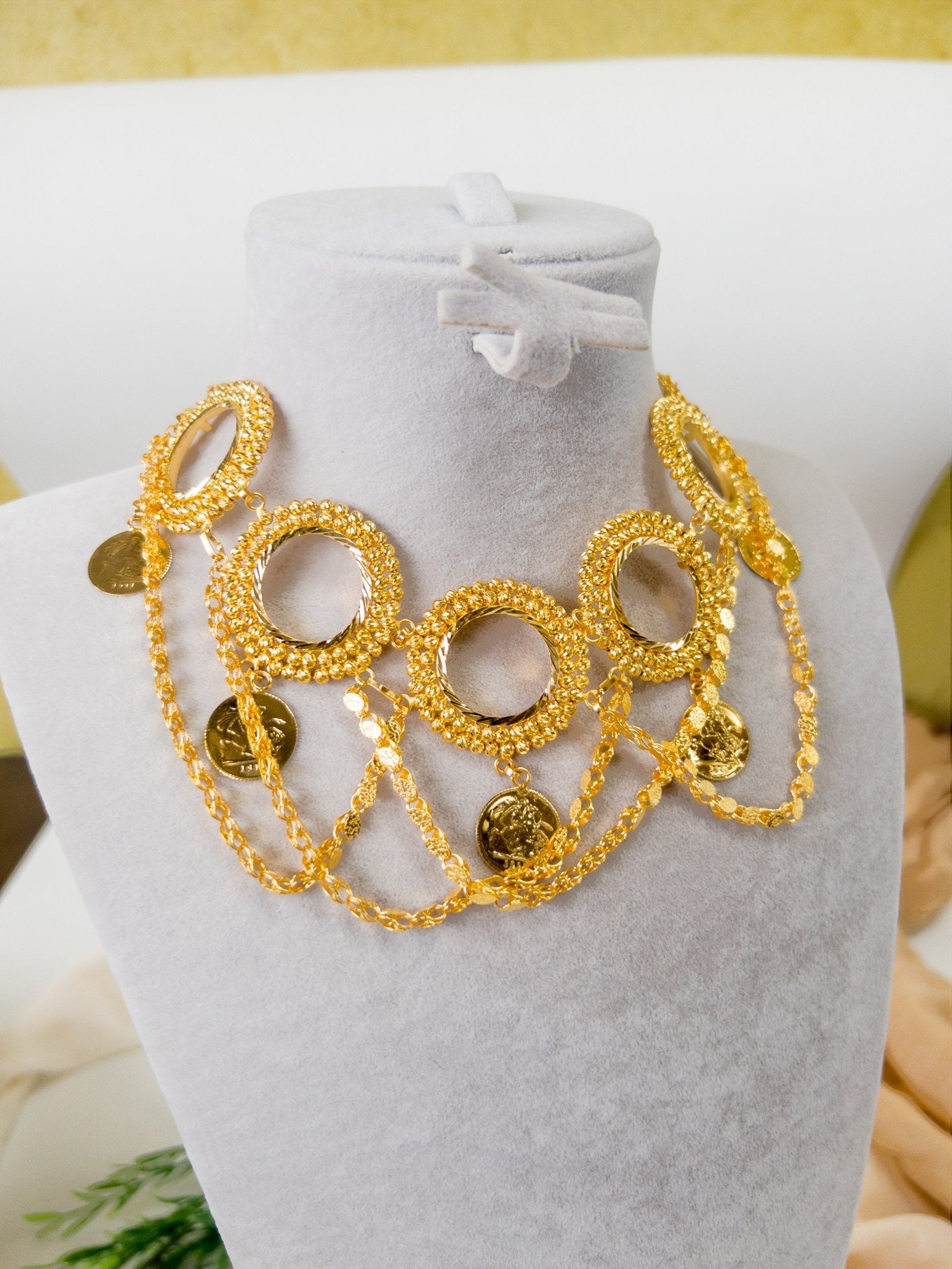 21k Gold chocker necklace - Cleopatra Jewelers
