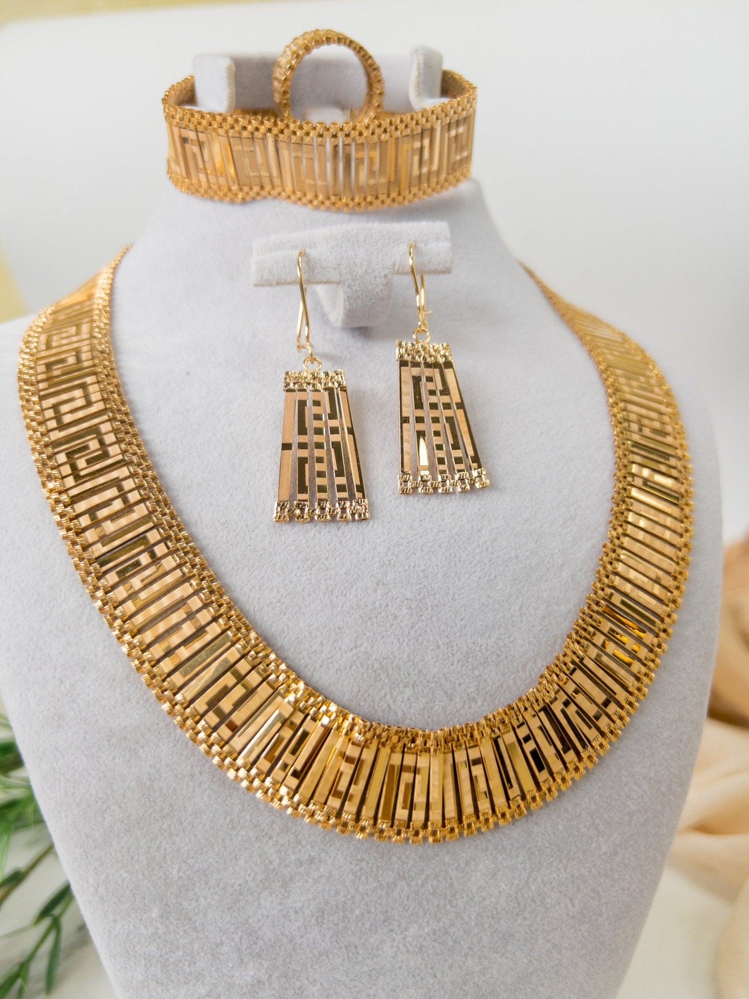 Light Gold Set Yellow Gold Sets – Cleopatra Jewelers