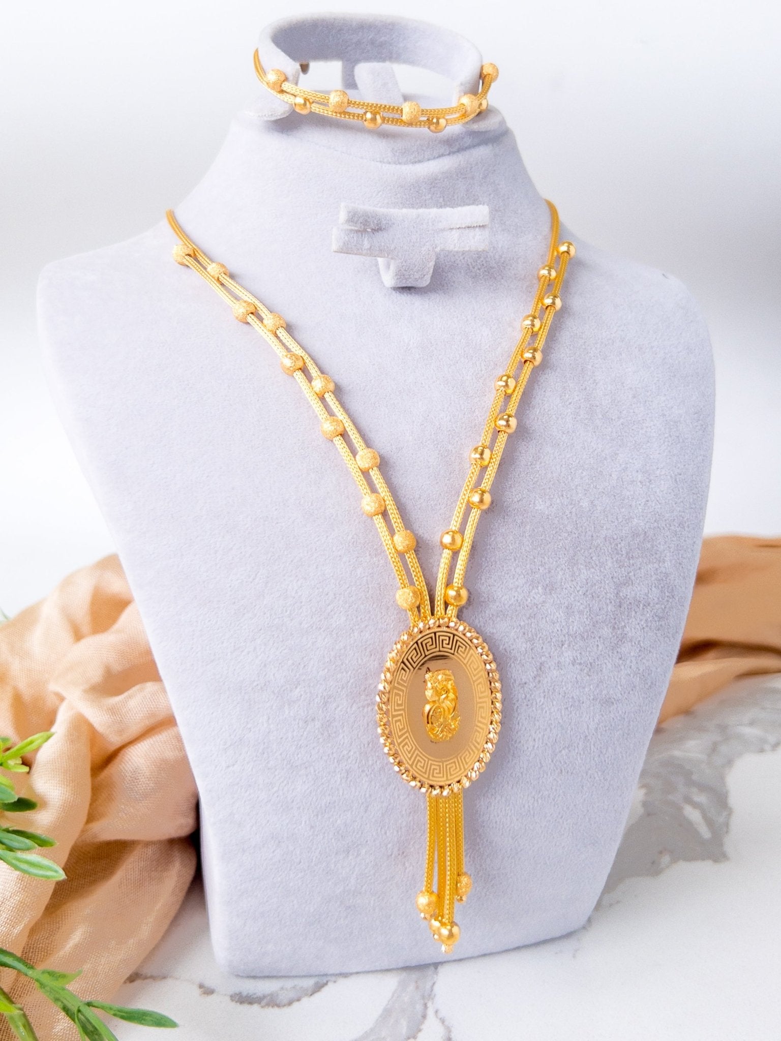 21k Gold Set - Cleopatra Jewelers