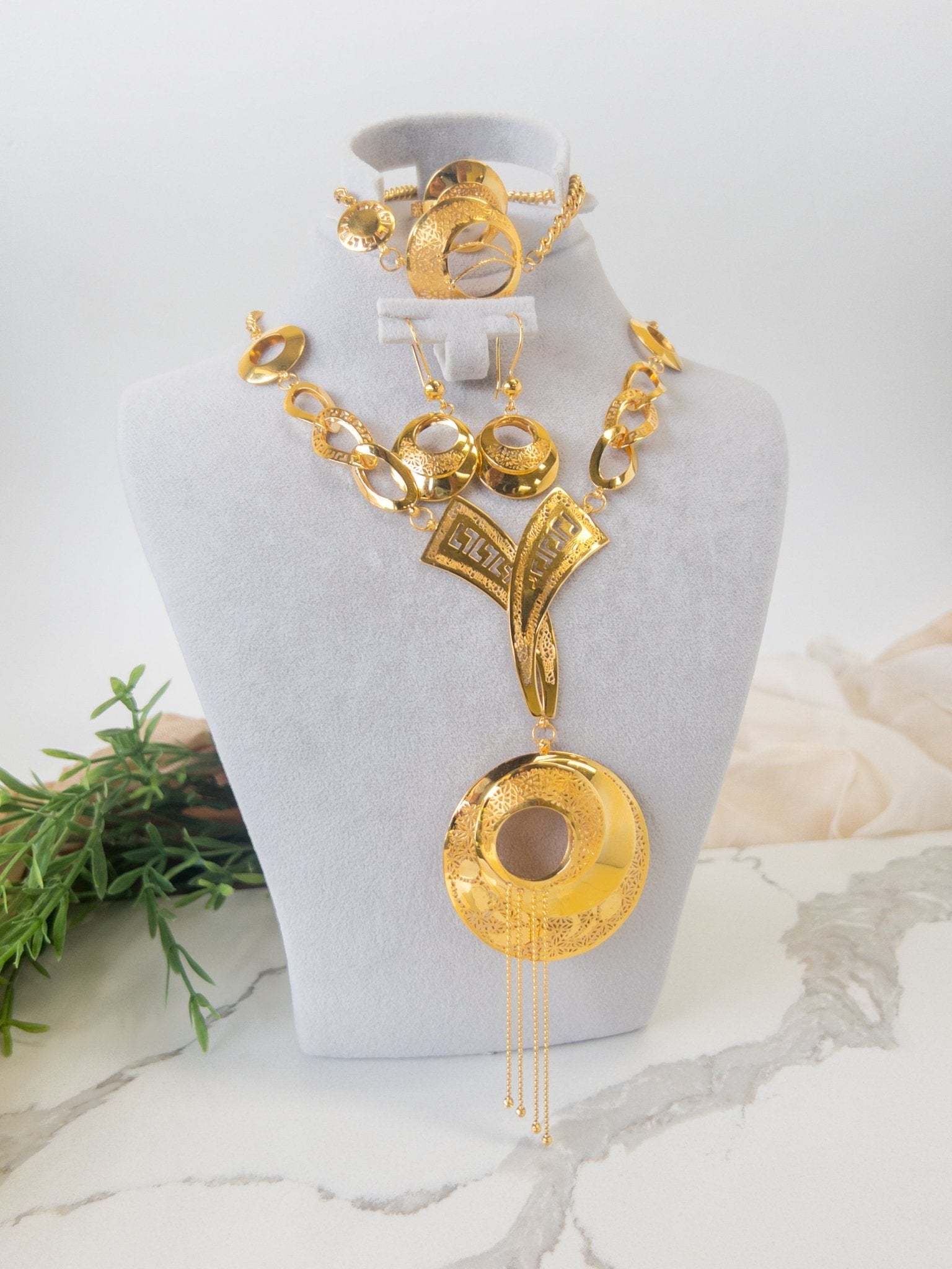 Alquds Jewelry | Gold Wedding | Custom Jewelry | 21k Gold | 22k Gold | Arabic  Jewelry | Middle Eastern Jewelery
