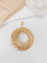 21k Mkhammas Frame Pendants - Cleopatra Jewelers