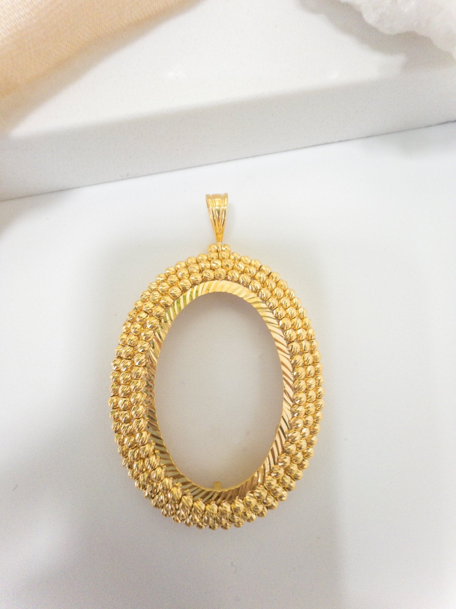 21k Ounce Frame Pendants - Cleopatra Jewelers